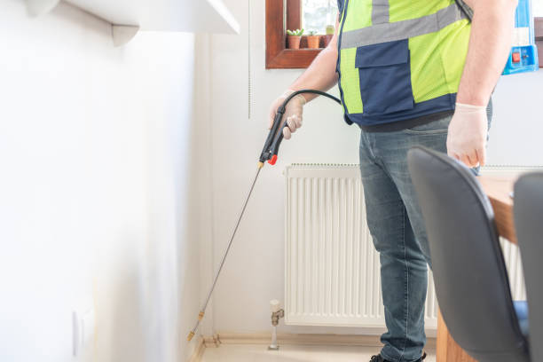Best Exterminator Services  in Hesperia, CA